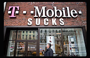 T-MOBILE-SUCKS-BIG~0.png